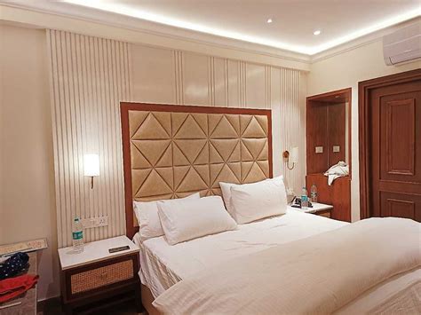 Hotel MJ Plaza 𝗕𝗢𝗢𝗞 Dehradun Hotel 𝘄𝗶𝘁𝗵 𝗙𝗥𝗘𝗘 𝗖𝗮𝗻𝗰𝗲𝗹𝗹𝗮𝘁𝗶𝗼𝗻.